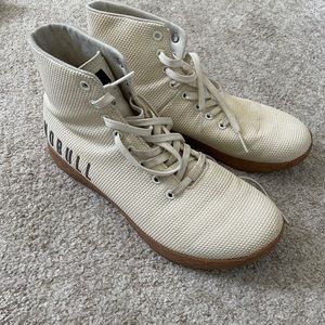 Nobull Hightop cream gum